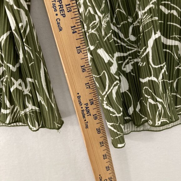 Rafaella sz 3X Green White Abstract Pleated Textured Wide Leg Pull-on Crop Pants - Picture 7 of 9